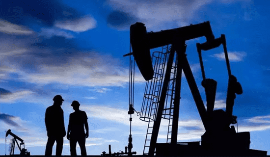 Las acciones se mezclan mientras el petróleo cae por las esperanzas de las conversaciones entre Rusia y Ucrania